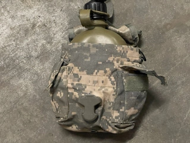 1QT Canteen with ACU Pouch - Genuine USGI Military Canteen 1 Quart UCP Cover