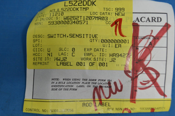 Micro Switch, Switch Sensitive/Circuit Breaker P/N:10HF3 NSN:5930-00-034-0571