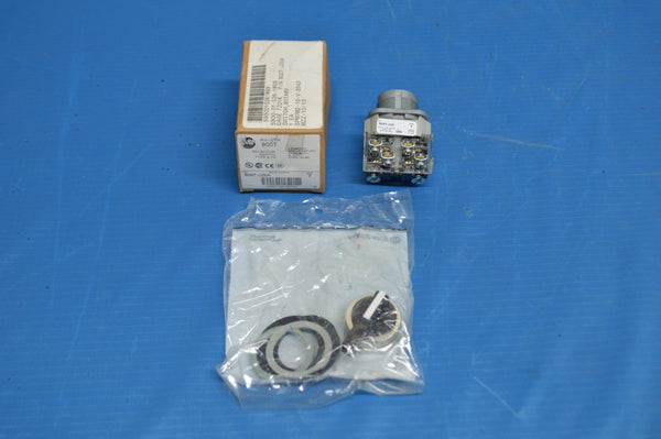 Allen Bradley 800T-J20A Electric Rotary 3 Position W/ Spring Return NSN:5930-01-526-1809