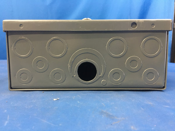 Square D QO6-12L100S Load Center 100Amp 240V Max 6-Space 12-Circuit