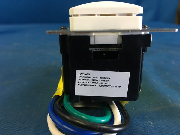 NEW!!! Leviton 091-OSSNL-IDW Decora Passive Infrared Wall Switch Occupancy Sensor