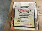 New Dwyer Model 2005 Differential Pressure Gauge NSN:6685-00-557-8622 P/N:2005MP
