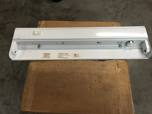 LUMAPRO 18" x 4-1/2" x 1-1/4" Hardwired Undercabinet Fixture P/N:2V691B