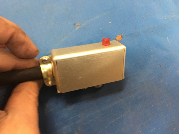 NOS Raytheon Battery Charger for Scope Shield Phase I NSN:6130-01-288-0653 Model: 565604-803