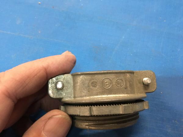 (23) Appleton Electric 1 1/2" Twin-Screw Cable Clamp Bushing, Nm/SE Clamp Type