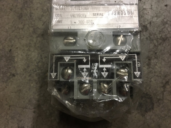 Agastat 7012L10KN Electromagnetic Relay 1-300 Seconds 440V 60HZ Time Delay/Pick Up NSN:5945-01-070-0671