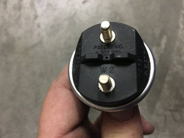 NOS Berg Push Switch, Air Press, 175 PSI MAX, NSN:5930-01-407-7486 Model:1125166C1